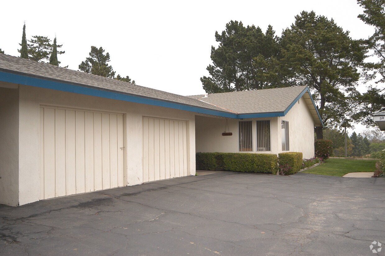Building Photo - 58-62 N Calle Vista