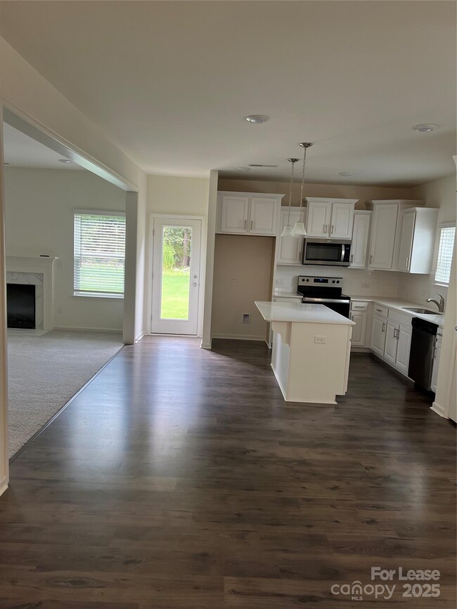Building Photo - 1274 Scotch Meadows Loop