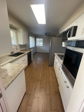 Building Photo - 665 De Wolf Ave