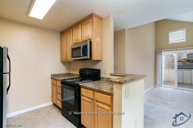 Building Photo - 37 Monte Verano Ct