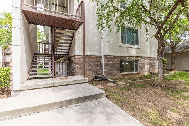 Foto del edificio - Incredible Condo in Downtown Orem