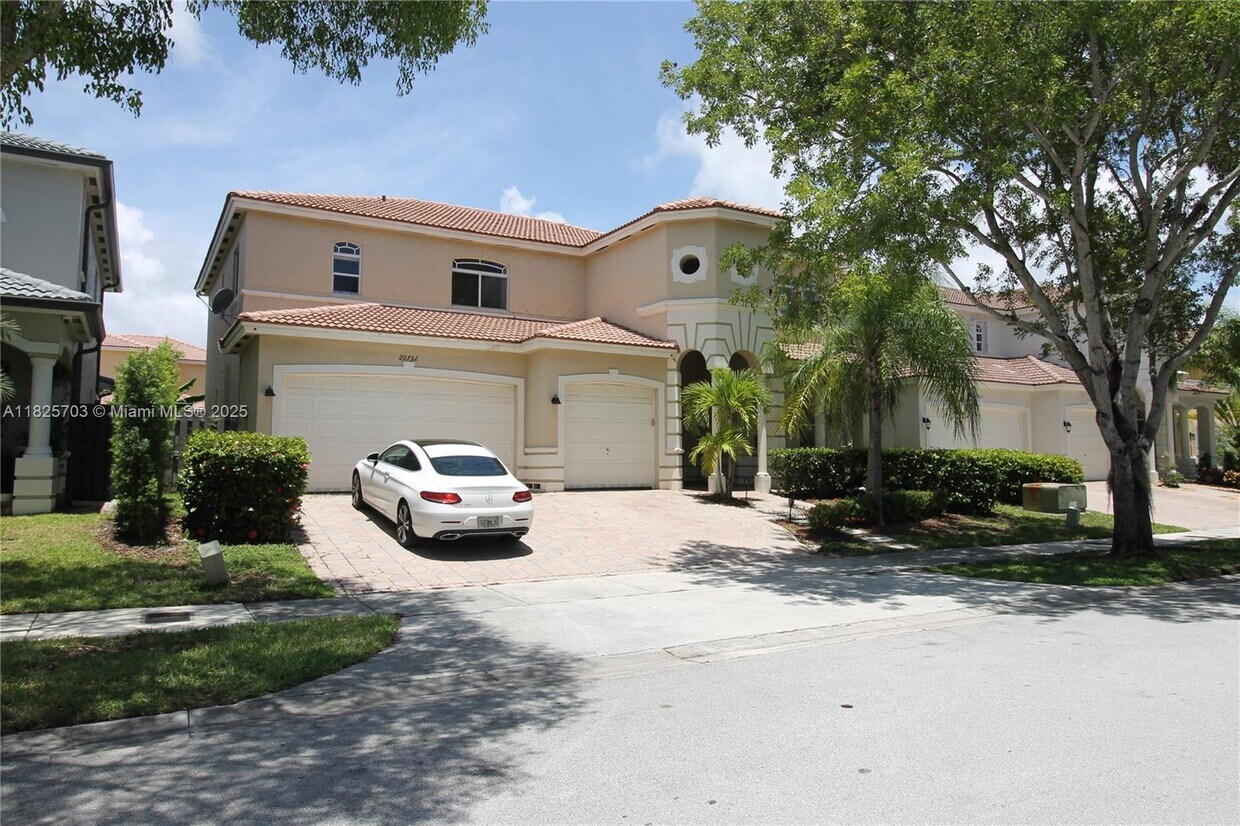 Primary Photo - 20732 SW 87th Ct