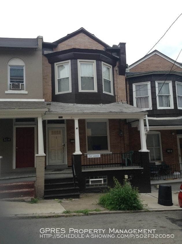 Primary Photo - TREMENDOUS 3BR House in Oakland