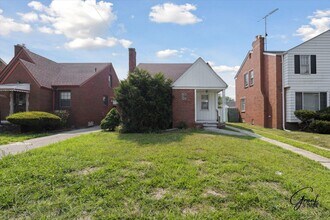 Building Photo - 11248 Kennebec St