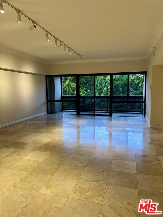 Foto del edificio - 10445 Wilshire Blvd