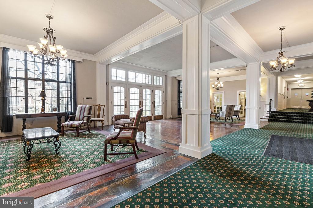 1305 N Broom St Unit 106, Wilmington, DE 19806 Room for Rent in