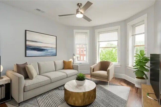 Foto del edificio - 1006 N Lawndale Ave