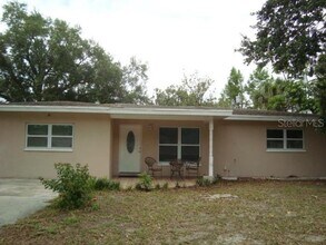 Building Photo - 2234 Rose Ln