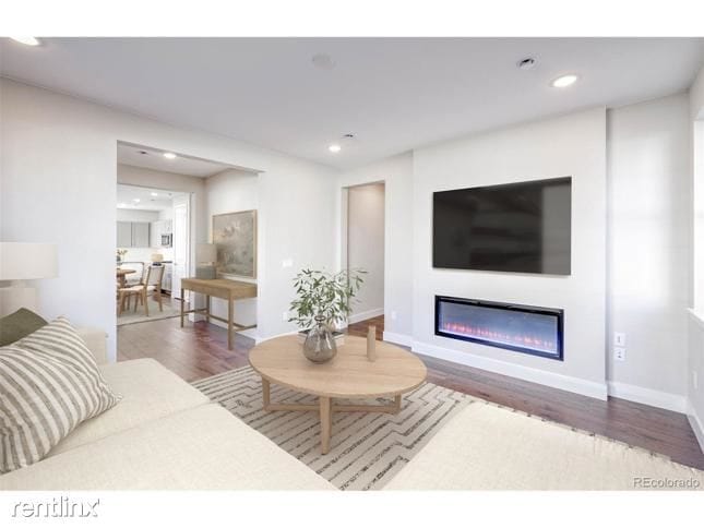 Building Photo - 3 br, 2 bath House - 23691 i E 40Th Avenue