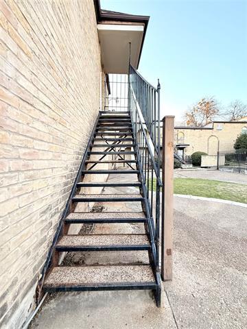 Foto del edificio - 6032 Westridge Ln