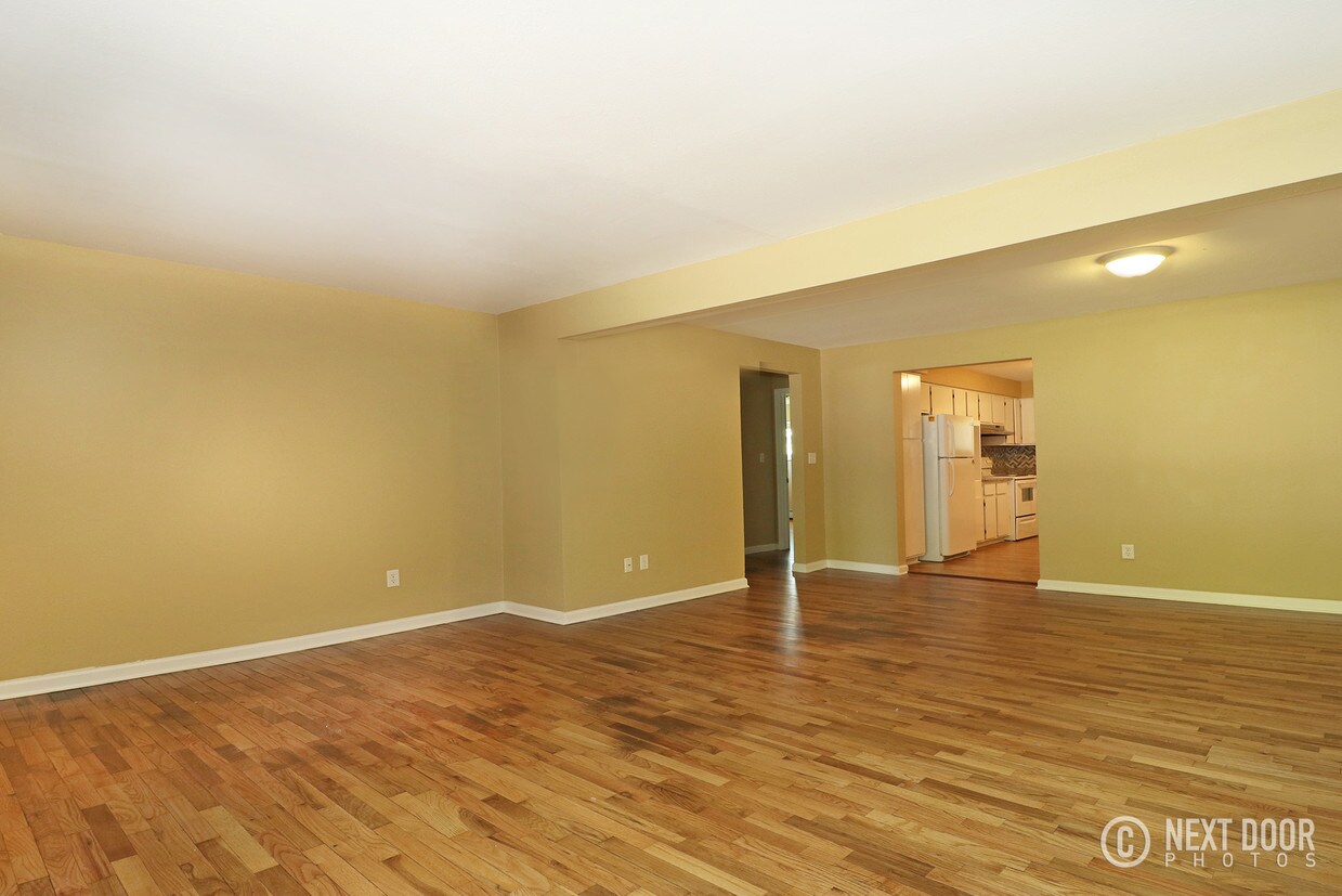 Foto principal - 392 Firwood St