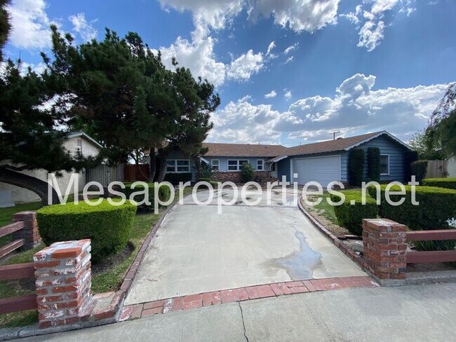 Building Photo - 1276 Bradford Ct
