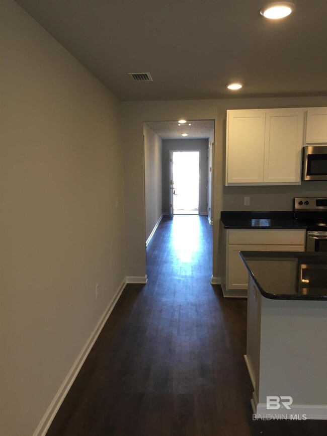 Building Photo - 8290 Irwin Loop