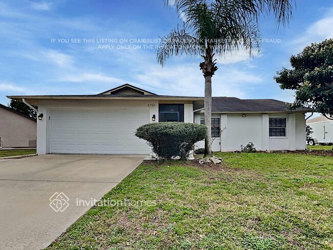 Building Photo - 8702 Wolf Den Trail