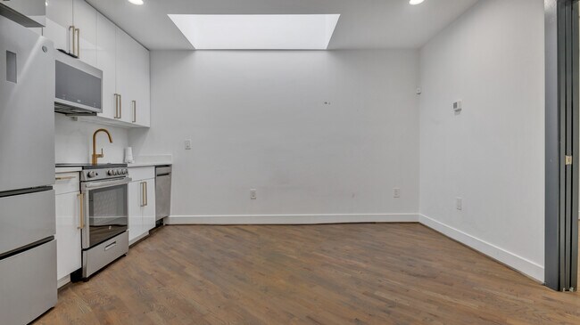 Foto del edificio - 1808 Benning Rd NE