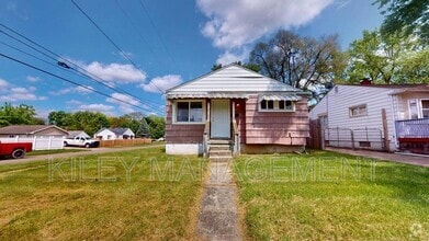 Building Photo - 951 Hubbard Ave