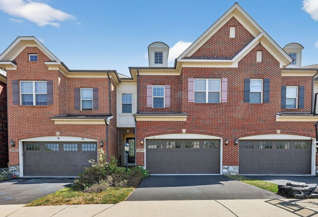 Photo - Stunning 3BR Townhome in Ashburn