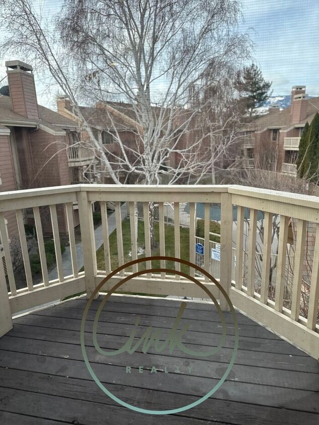 Foto principal - $1550 ~ 1 Bed/ 1 Bath ~ Beautiful Condo Ne...