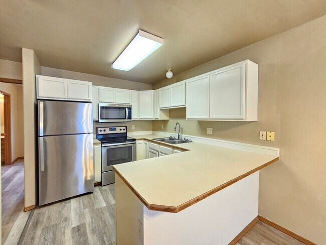 Foto del edificio - 407 E 8th Ave