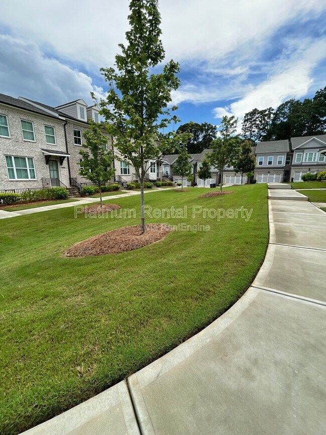 Building Photo - 5221 Riden Ct