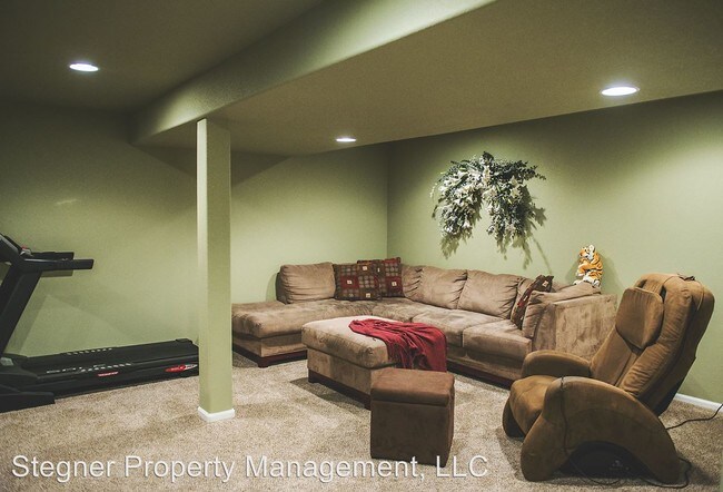 Building Photo - 5120 Stetson Creek Ct