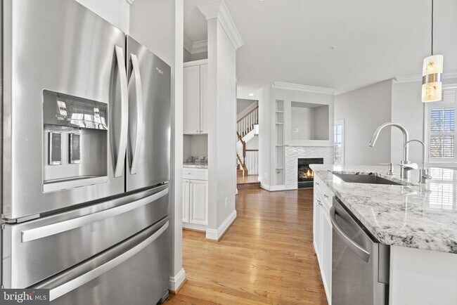 Building Photo - 12168 Chancery Station Cir