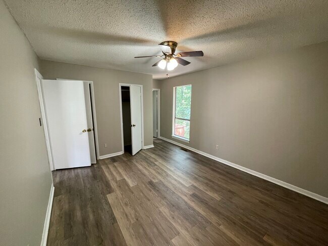 Dormitorio principal - 5241 Cornell Drive