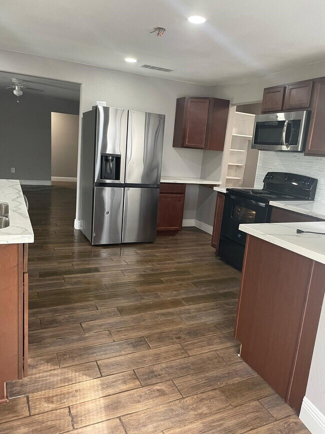 Foto del edificio - 2356 Lavender St