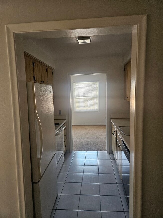 Foto del edificio - 19646 Fleetwood Dr