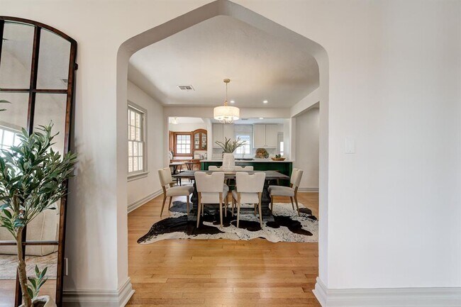 Foto del edificio - 2324 NW 28th St