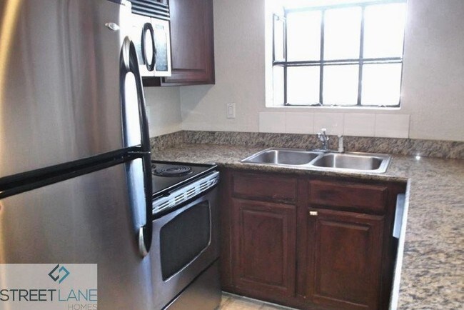 Building Photo - 4050 Pacific Harbors Dr