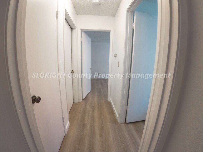 Foto del edificio - AVAILABLE NOW- Downstairs Paso Robles Apartment - 2 Bedroom 1 Bathroom