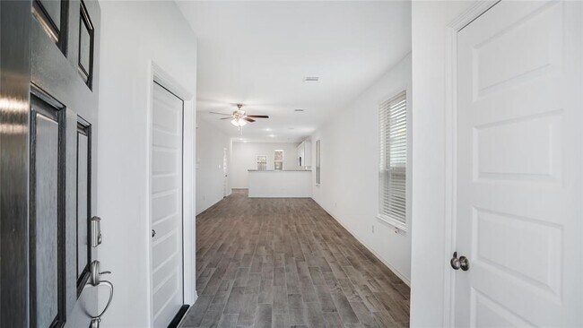 Foto del edificio - 22355 Auburn Cabin Ln