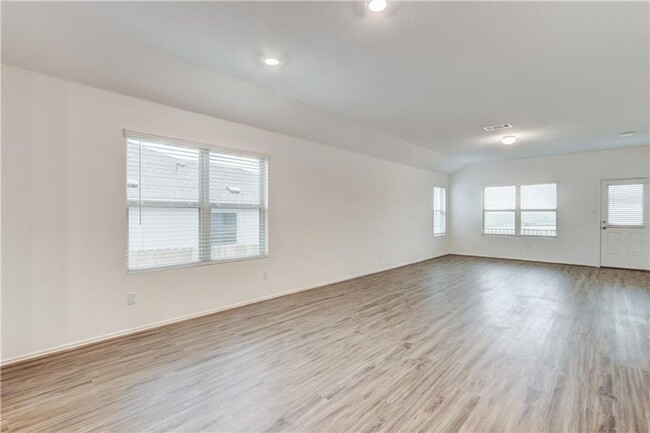 Foto del edificio - Charming Single-Story Home Located in the ...