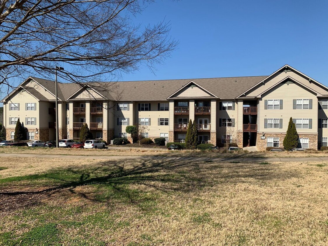Foto principal - 533 Harts Cove Way