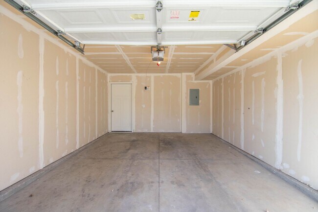 Foto del edificio - Up to 1 Month Free! Open House Every Satur...