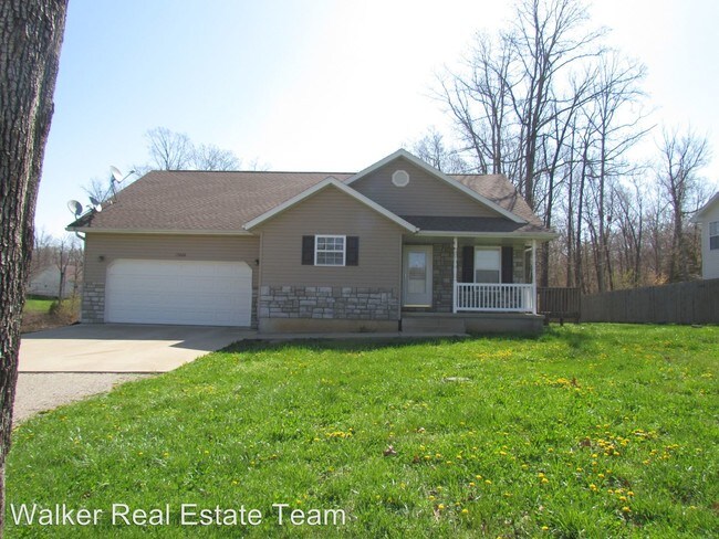 Building Photo - 15668 Terris Ln