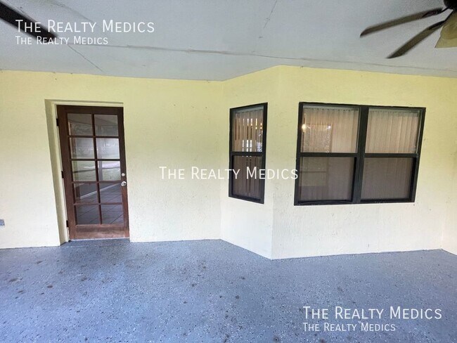 Building Photo - WONDERFUL 3 bedrooms / 2 bathrooms in Delt...