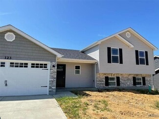 Building Photo - 123 Chestnut Ridge Dr