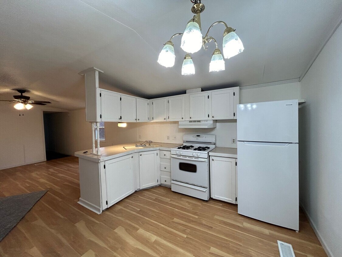 3055 E 700 N, Howe, IN 46746 House Rental in Howe, IN