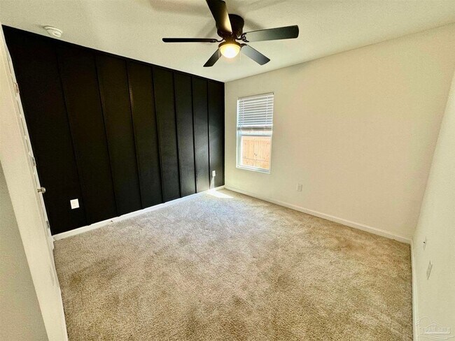 Building Photo - 5265 Peach Dr