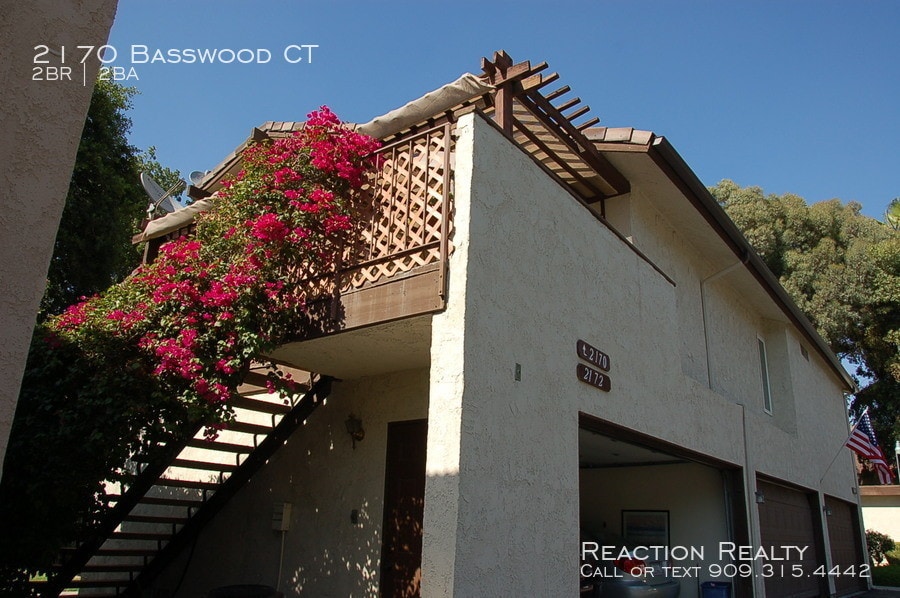 Primary Photo - 2170 Basswood Ct