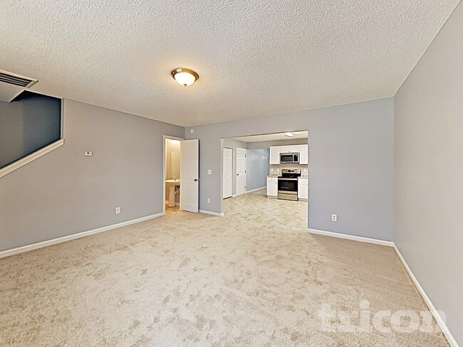 Building Photo - 316 Stimson Ln