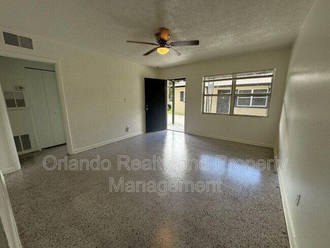 Building Photo - 1517 Nieuport Ln