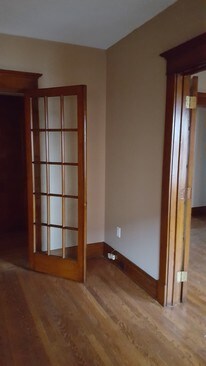 señal de pilón - 3210 Main St