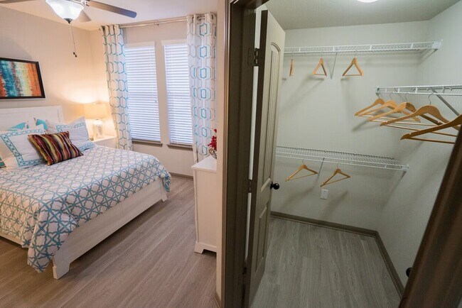 Foto del edificio - The Glow-Up Is Real