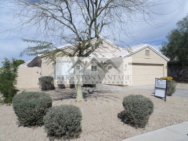 Foto del edificio - 7182 W Stella Ave