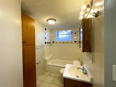Building Photo - Walford Apartments