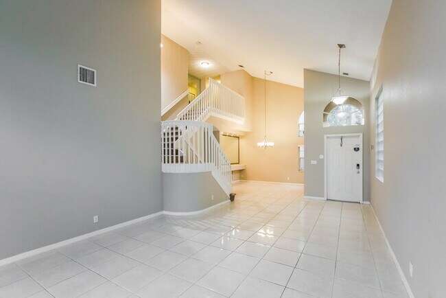 Foto del edificio - 4729 NW 115th Ave