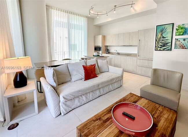Building Photo - 4111 S Ocean Dr